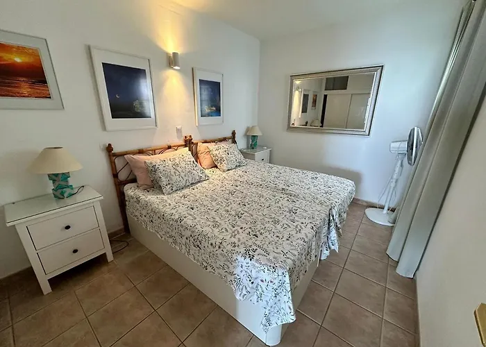 Roca Negra * Puerto del Carmen (Lanzarote)